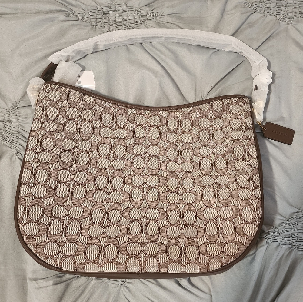 Brand NWT Coach Shoulder Bag